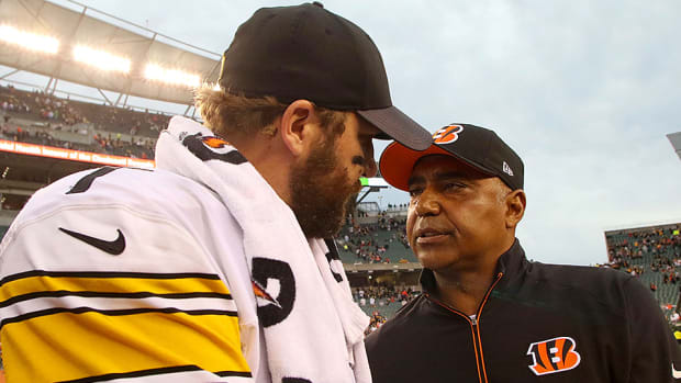 audibles-podcast-nfl-coach-jobs-wild-card-steelers-bengals-seahawks-packers.jpg